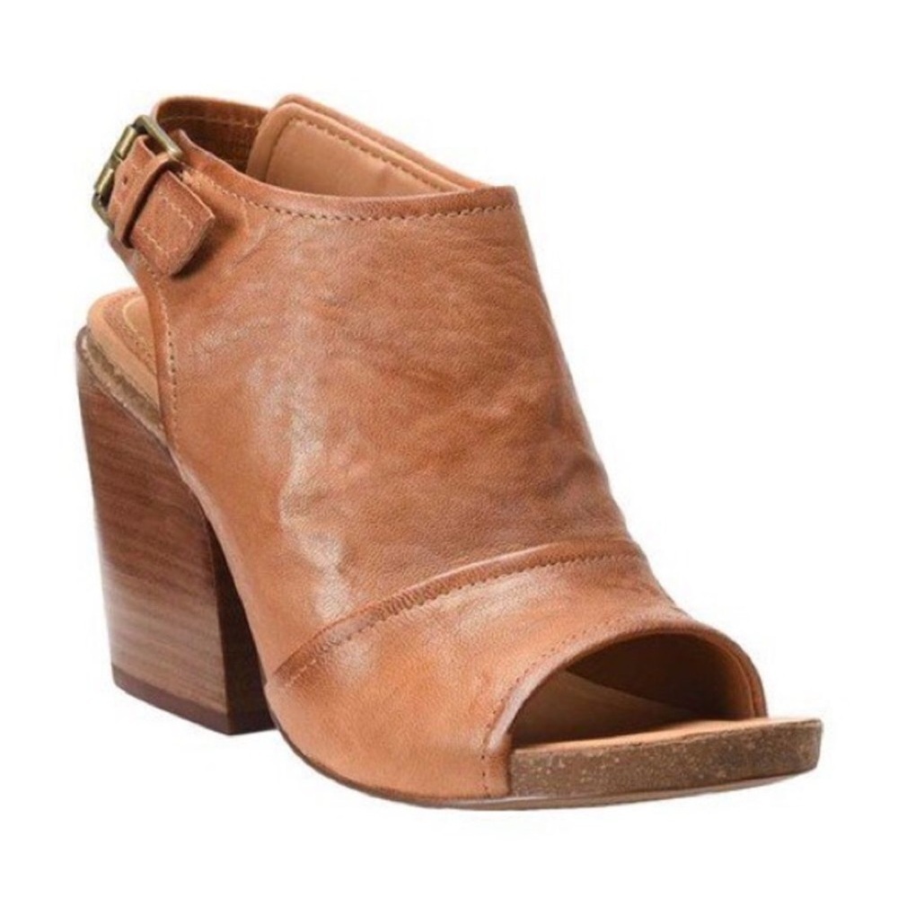 Isola | Women’s caramel colored Isanti leather slingback block heel shoes, sz 9